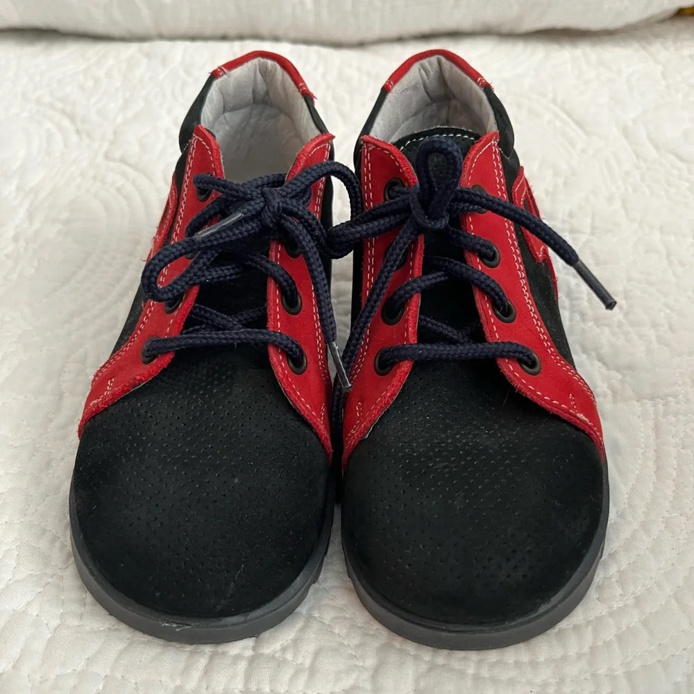 NEVER WORN! Italian Kicket Kids Leather Shoes- Black & Red- Eur size 24 (7.5 US)